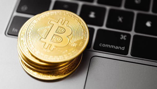 黄金和比特币怎么选择 - 投资需考虑的五大因素-第1张图片-欧意下载 黄金和比特币怎么选择 - 投资需考虑的五大因素-第1张图片-欧意下载